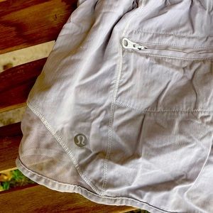 Lululemon shorts size 8